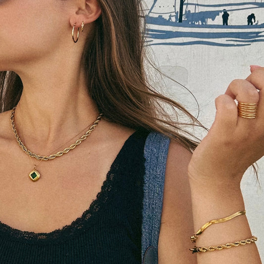 NAMI NECKLACE