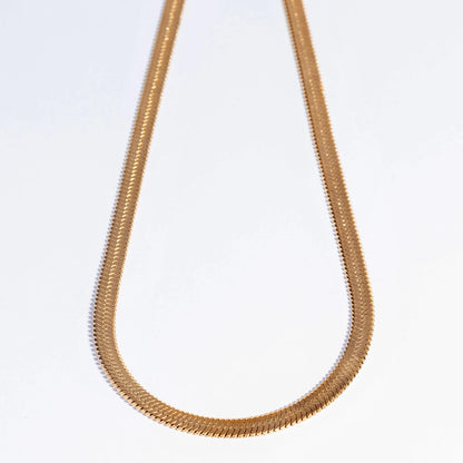 CLEO NECKLACE